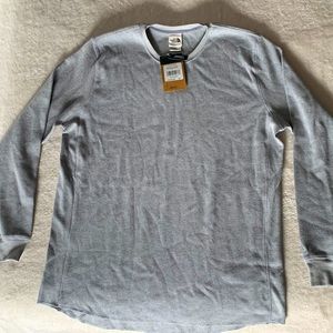 North Face Mens XL Gray Waffle Thermal long sleeved shirt